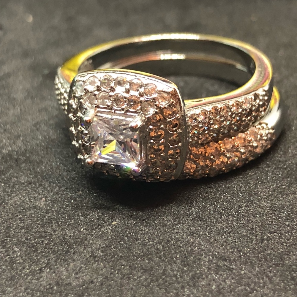 925/18kw Gold Princess Cut Cubic Zirconia Wedding Set